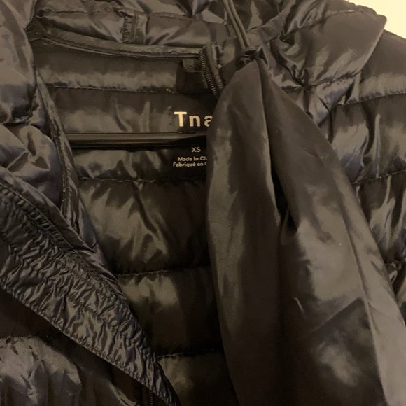 TNA Botanie Packable Puffer - Picture 4 of 4